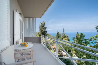 Image de Appartement 'Myrto Homes Agios Nikitas Lefkada 1' avec vue sur la mer, Wi-Fi et climatisation