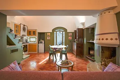 Image de Appartement 'Dimora Violetta' avec balcon, Wi-Fi et climatisation