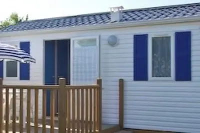 Image de Mobile Home 'Bikini' avec terrasse privée et jardin privé