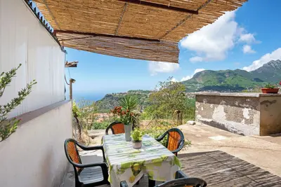 Image de Appartement 'Licia' avec vue sur la mer, terrasse partagée et Wi-Fi