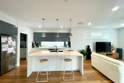 Image de Luxury Beach House - Walk To Beach