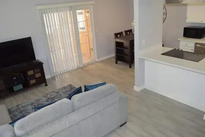 Image de Charming 2-bedroom townhome in vibrant Phoenix sorrounded by mountains