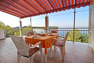 Image de Appartement de deux chambres prés de la plage Karbuni, Korcula (A-23807-b)
