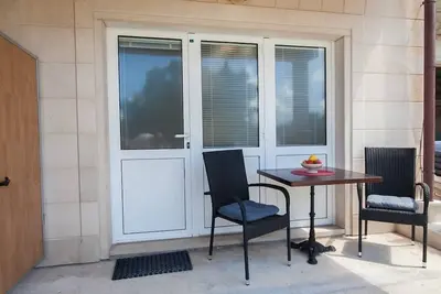Image de Garçonnière avec la terrasse Bol, Brac (As-23848-a)