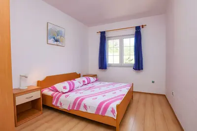 Image de Appartement de deux chambres prés de la plage Sparadici, Sibenik (A-23939-b)