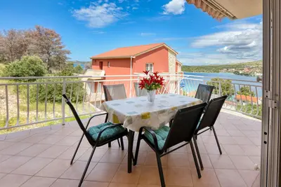 Image de Appartement de deux chambres prés de la plage Sparadici, Sibenik (A-23939-a)