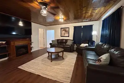 Image de Rodeo Ranch: Spacious, Arcade Game, Next to Live Rodeo: seasonal, free to watch.