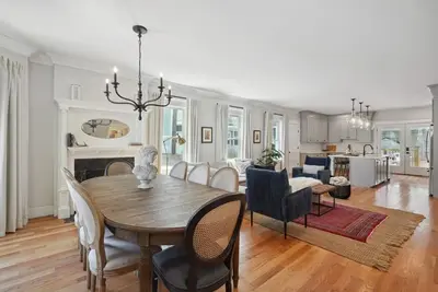 Image de Incredible Boston Home | Near T