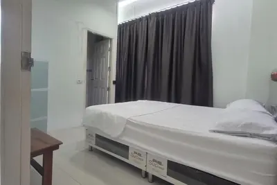 Image de Private apartment room with WiFi and Ac, warm warter in welcoming Tambon Rawai
