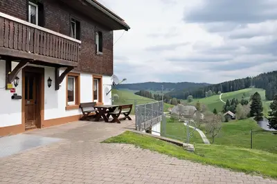 Image de Appartement \"Rutscherhof\" avec vue sur les montagnes, terrasse privée et Wi-Fi