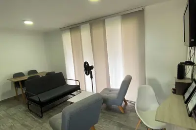 Logement entier dans le luxueux quartier d'affaires de Chipichape!