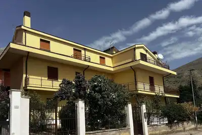 Image de Group home. Beautiful panorama. Close to local tourist attractions.