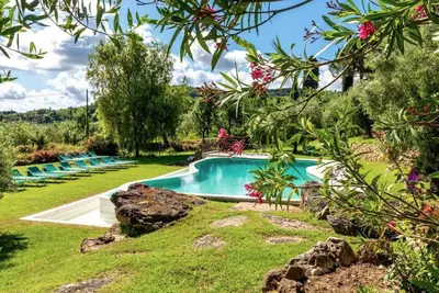 Image de Villa à Montepulciano avec 7 chambres à coucher, 14 couchages