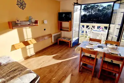 Image de Appartement ensoleillé, vue lac, accès piscines