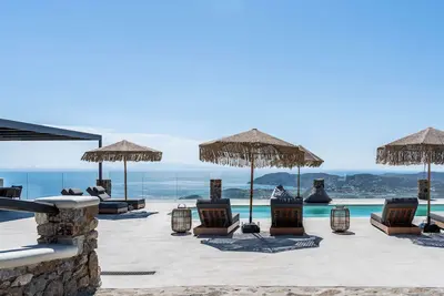 Image de Makani 1. Junior Suite with Terrace