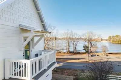 Image de On Reel Time at River Rocks Plantation