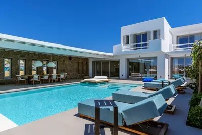 Top Notch Villa With Private Hot Tub and Luxury
