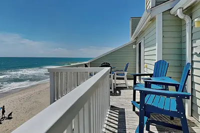 Image de The Coastal Kure | Oceanfront + Resort Amenities
