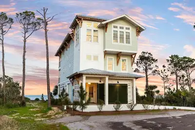 Image de Book Fall Stays Today! Bayfront Home! Community Pool and Clubhouse! Dog Friendly! Tennis Courts!