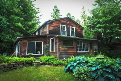 Image de Sunnybrook House - 5 bedroom house in wonderful West Brookfield with WiFi, Ac