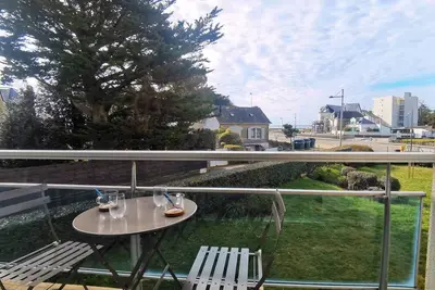 Image de Carnac plage, confortable T2 avec terrasse et parking Ă 3mn de la Grande-Plage