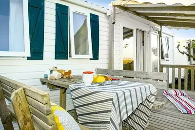 Image de Mobilheim • Raised Terrasse