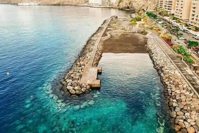 Image de 3 Bed-Sleeps 5-Parking-Radazul beach-Sea View