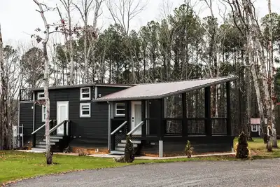 Image de Pepper's Place (\"In The Pines\" at Ky Lake) | 131 Pine Grove Lane, Dover, Tn 37058