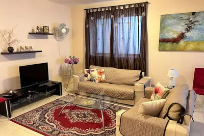 Image de Spacious apartment in beautiful Ħaż-Żebbuġ with WiFi, Ac