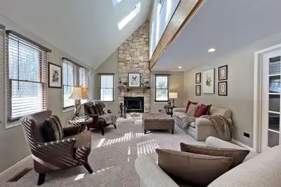 Image de Suan Cottage: Wooded Escape, Fire Pit, Screen Porch, Fireplace