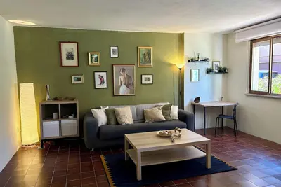 Image de Charming apartment with 1 bedroom and WiFi, Ac outside Lucca's ancient walls.
