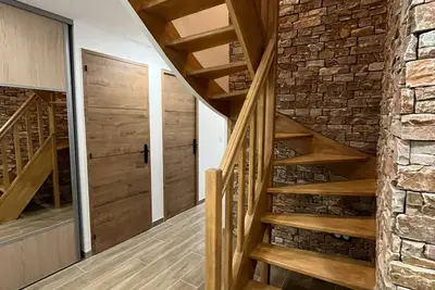 Image de Appartement 80 m2, 8 couchages, 3 sdb, 2 wc, 2 pkg en sous-sol