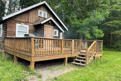 Image de Charming 1-bedroom cottage with WiFi, Ac in enchanting Kenoza Lake area.