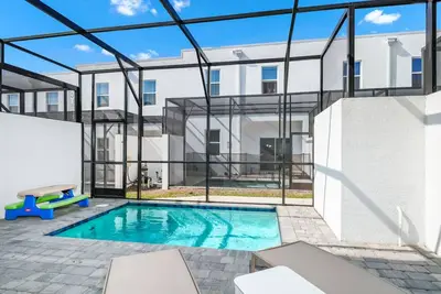 Image de 5br Home w/ Private Pool, Near Disney & Universal!