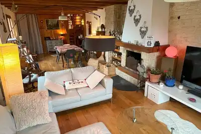 Image de Superbe Chalet au calme, jardin et parkings privés, proche Paris et Disney