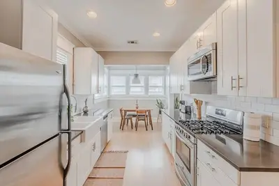 Image de Spacious 3-bedroom apartment with WiFi, Ac in marvelous Dallas