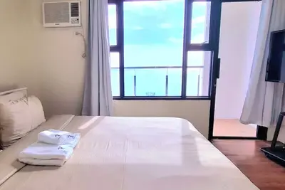 Image de Manila Bayview Rental Superior 1br 1ba w/Balcony Bayview Pool Netflix