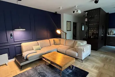 Image de Spacious 4-bedroom apartment with WiFi, Ac in charming Warszawa