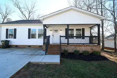Image de Newly Constructed 1 Story Ranch Style Home in Rock Hill
