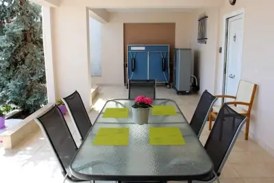 Image de Lovely studio with beautiful garden