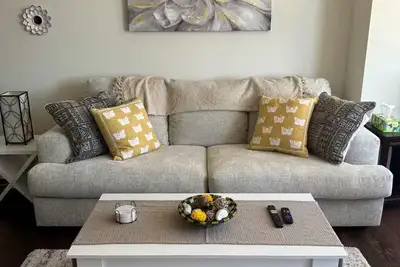 Image de Comfy 1br with Parking Included