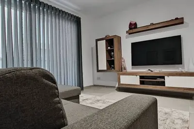 Image de Modern 2-Bedroom Apartment in Il-GĹĽira, Malta
