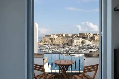 Image de Stunning 2-Bedroom Home with Harbour Views in Birgu, Malta