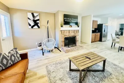 Image de Velasco Place Near Pga