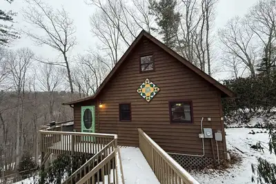 Image de Cabin, Hot Tub, Forest View, Close to Town
