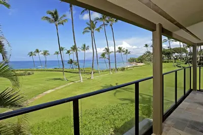 Image de Ulua Beach Premier 2-Bedroom Oceanfront Unit. . . Unobstructed Ocean Views!