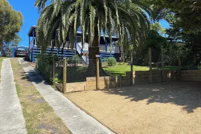 Image de Walk to Shops/Beach, Linen supplied, Pet Friendly\n**5 Nights+ Special Pricing**