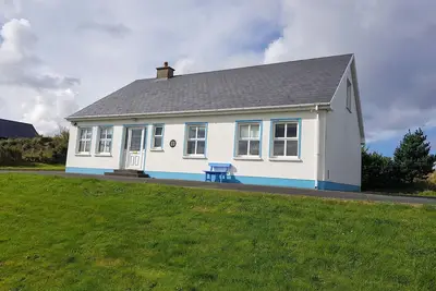 Large detached family house close to a famous beach and a great base for touring