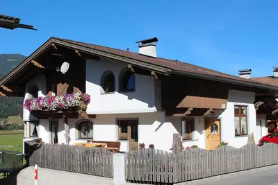 Image de Appartement de vacances Stumm pour 1 - 7 personnes avec 3 chambres Ă coucher - Maison de vacances