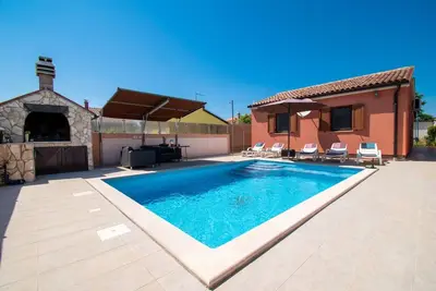 Image de Maison de vacances Pula pour 1 - 5 personnes avec 2 chambres Ă coucher - Maison de vacances